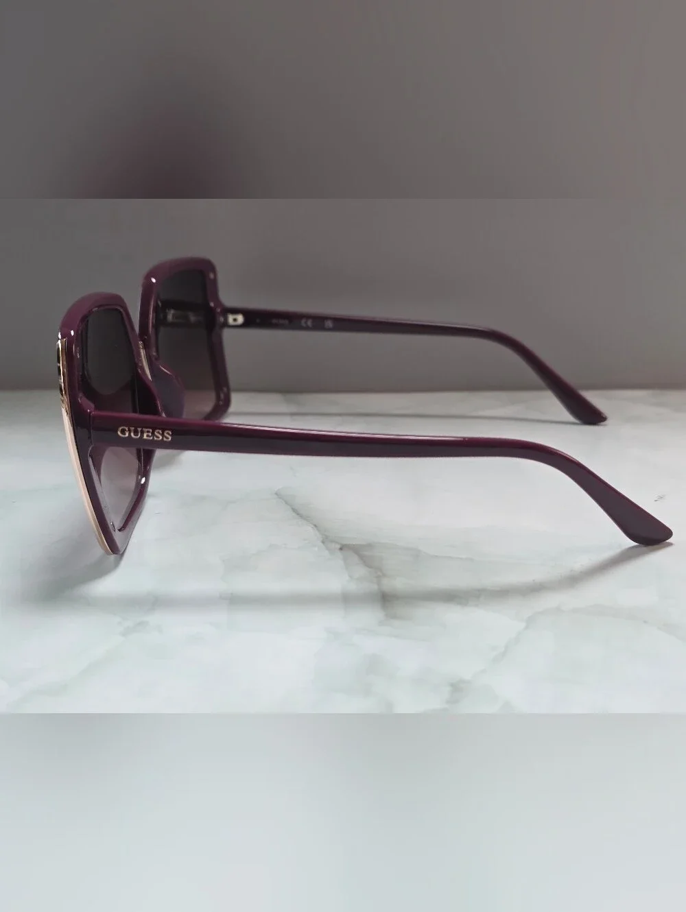 Guess Purple Square Gradient Sunglasses